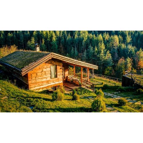 Панорама хаус Лещен и еко къщи Дървена и Землянка