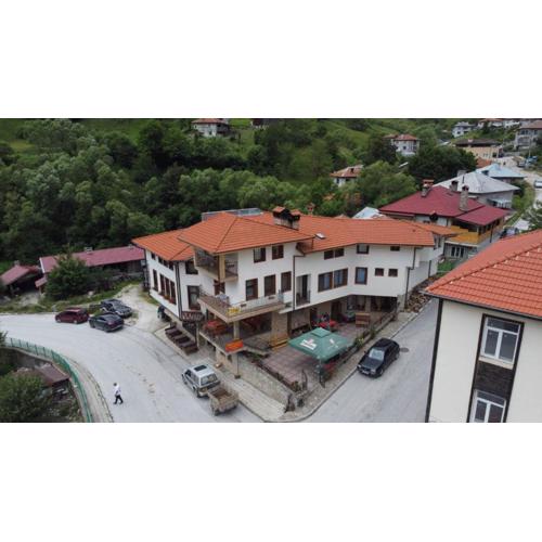 Къща за гости Камината