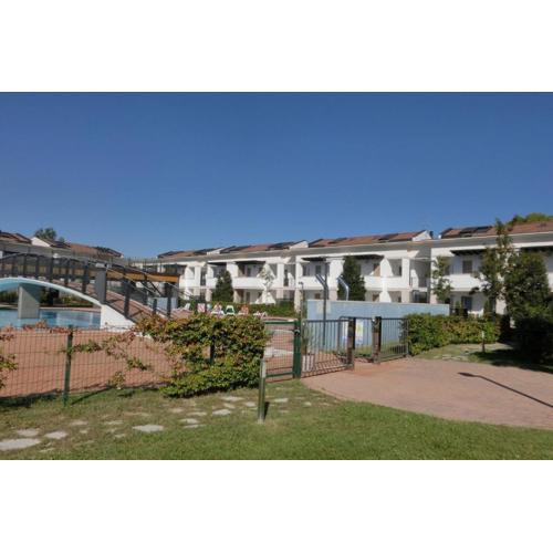 A beautiful apartment in a quiet area with pool