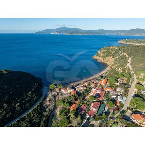 A Due Passi dal Mare - Goelba