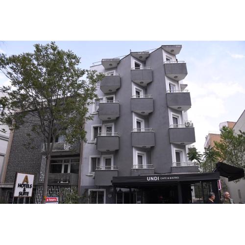 A Hotels & Suite