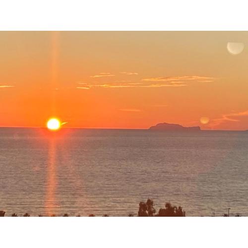 A La Puesta Del Sol