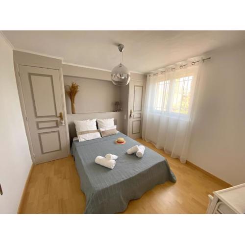 A louer haut de villa 4 pièces à Sainte-Maxime Golfe de St-Tropez