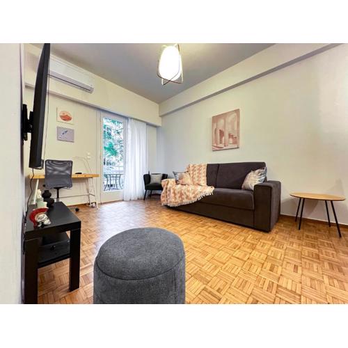 A lovely 2 BR home in Athens