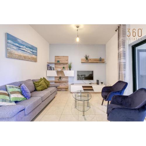 A lovely 2Br home just off Spinola Bay by 360 Estates