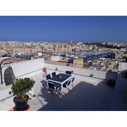 A remarkable 500 years old house of character