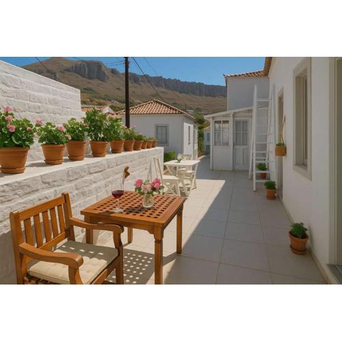 A Sea-licious Vacation - Chic & Style in Hydra