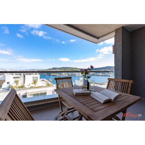 A stunning apartment with spectacular sea views