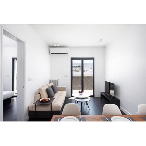 A stylish modern apartment on Makrygianni Str next to Areopagitou and the Acropolis Museum