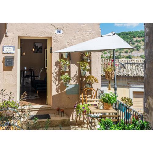 A Timpa ro Nannu 20, Holiday Home in Center Ragusa IBLA