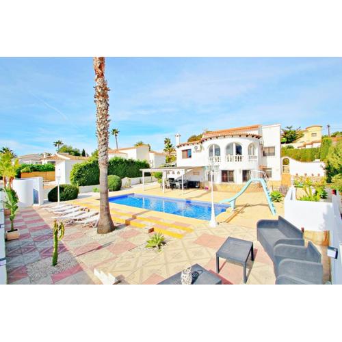 Aaron - holiday home with stunning views and private pool in Calpe