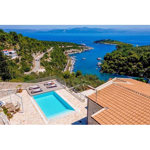 Above Blu Villa by PaxosRetreats
