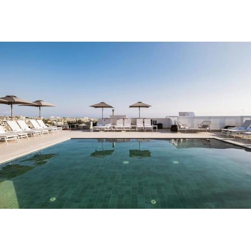 AC Hotel by Marriott St Julian\