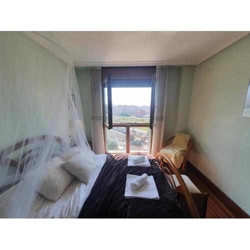 Acacias - Piso amplio en Playa de Poniente para 6 personas con garaje - VUT-2654-AS