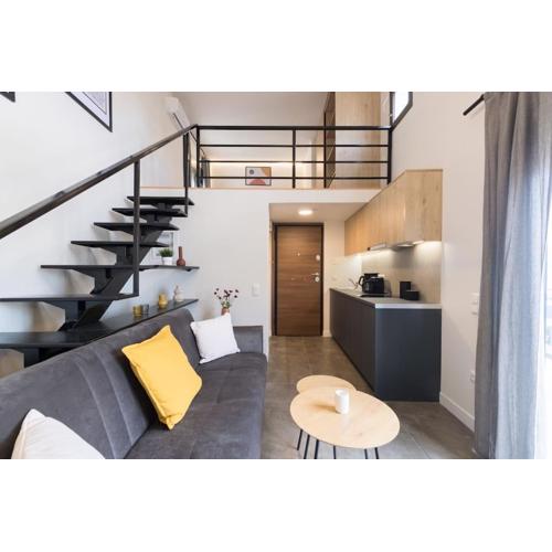 Academy Elegant Penthouse Loft / Stunning Terrace