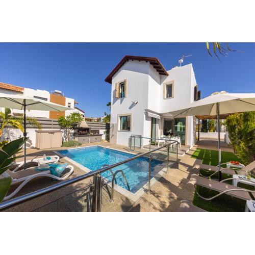 Accomoteleia Blue Villa