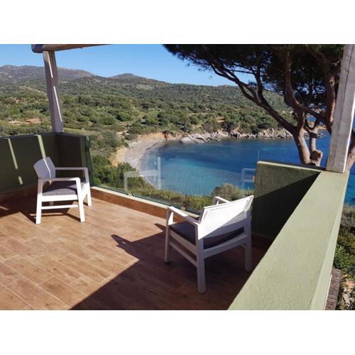Accu is Prezzus tipo D1 fronte mare