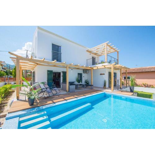 Acharavi Beach Villa