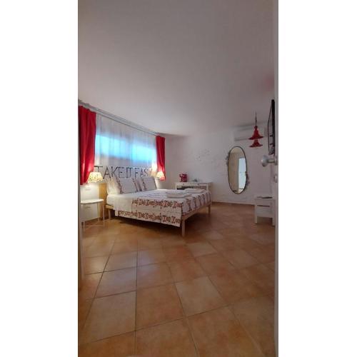 acquaesale rooms