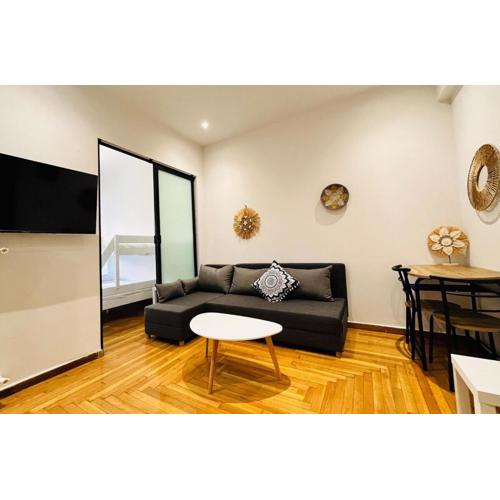 Acropolis Apartment in Syggrou