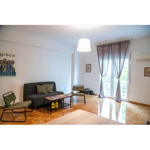 Acropolis central and comfortable apartment