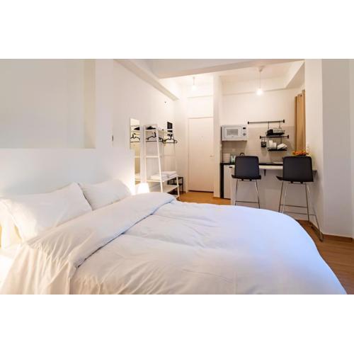 Acropolis Explorer Studio by WeHost Athens
