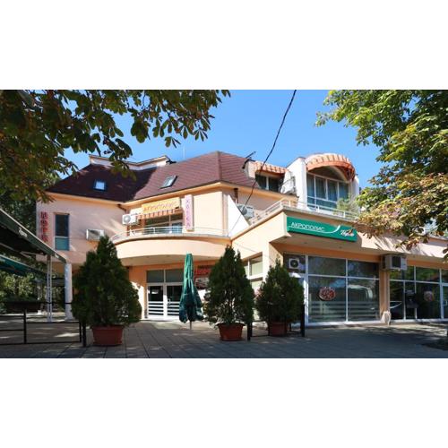 Acropolis Hotel
