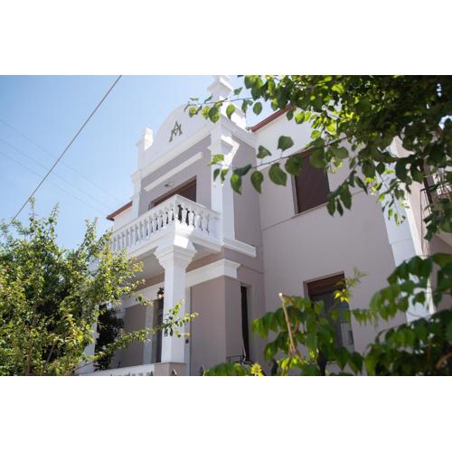 Acropolis Hotel