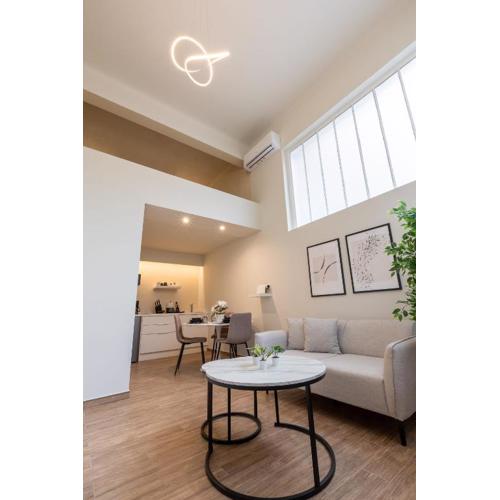 Acropolis Local Loft