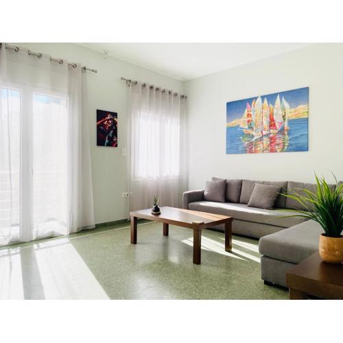Acropolis Luminous Apartment