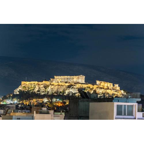 Acropolis Luxury Apartment with Balcony