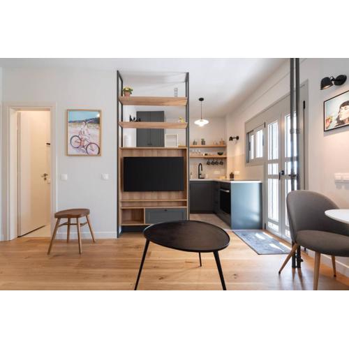 Acropolis View - 1BR Apartment