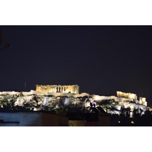 Acropolis View Apartment in Central Athens! SQ1