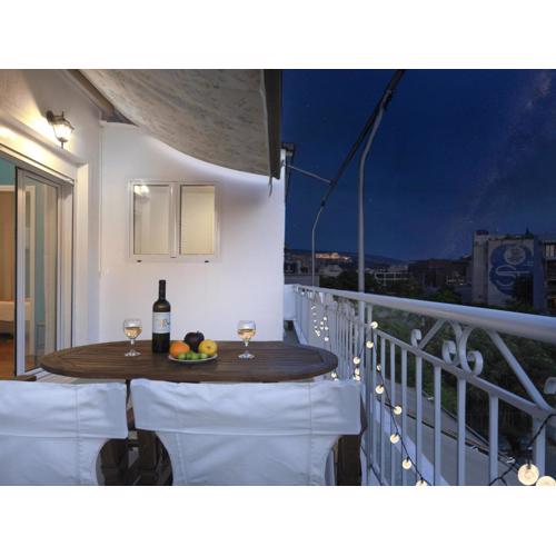 Acropolis View top floor apartment