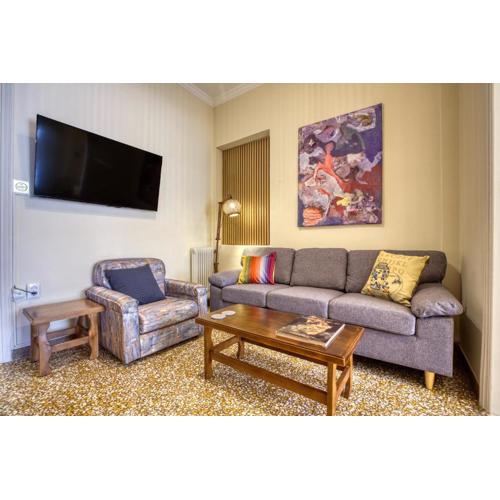 Acropolis Vintage Apartment