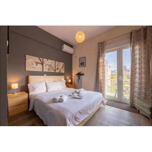 Acropolis Vista Retreat
