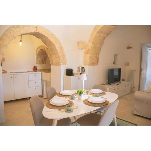 Ad un passo da Ostuni - Trullo con Giardino, Camino e BBQ