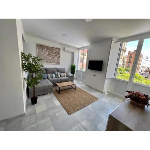 AD1B Arenal 3br apartment, 250 mtrs from Cathedral