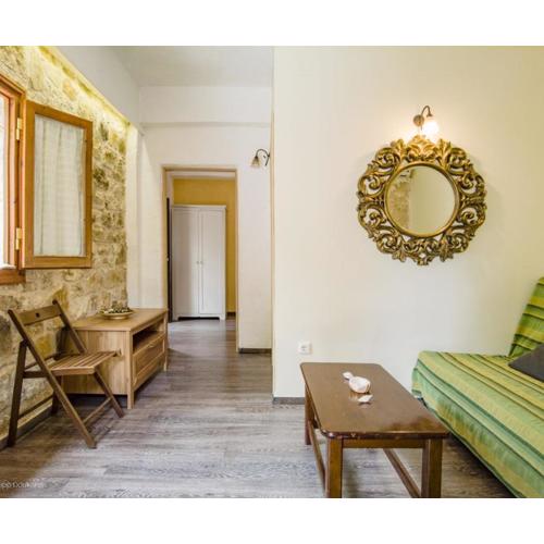 Adamantia Newly Built Apartment A5