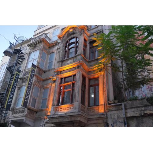Adamantides Hotel