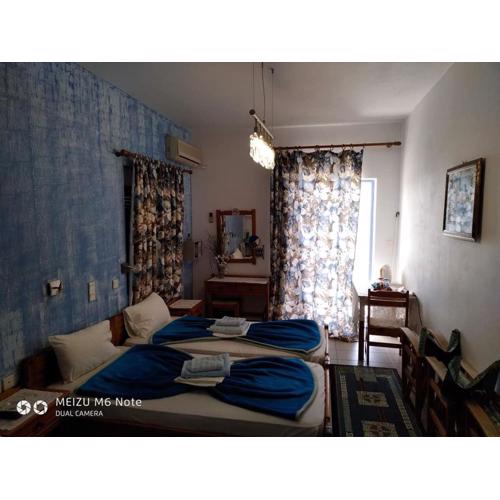 Adamas Rooms
