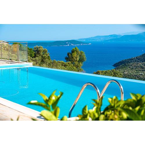 Adamas Villa