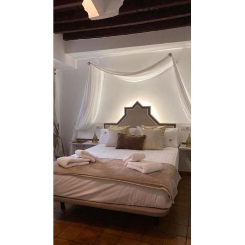 ADANAR-Apartamentos Muralla Zirí