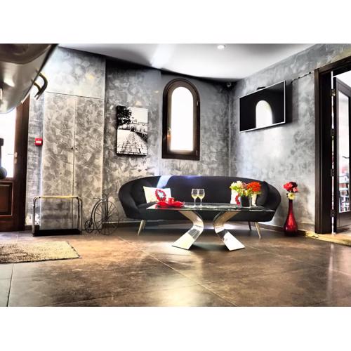 Adelphi Boutique Hotel