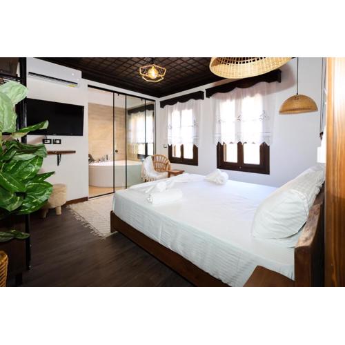 Ador Boutique Hotel