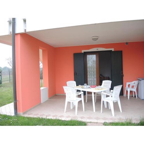 Adorable apartment with swimming pool