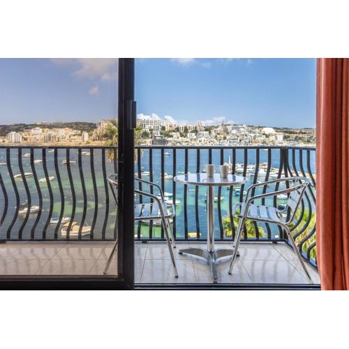 Adorable Seaview apt at St Paul\