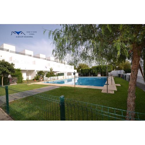 Adosado Familiar con Piscina y Terraza