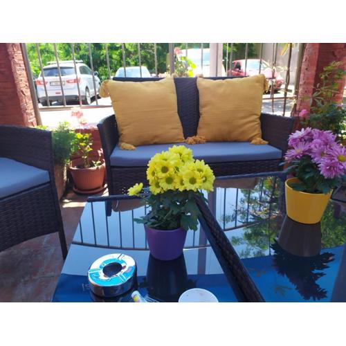 Adri Guest House