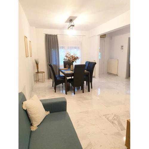 Aeria old port apartment 1